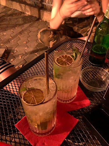 Eksperiment Kavarna & Bar - Gastronomija in gostinstvo