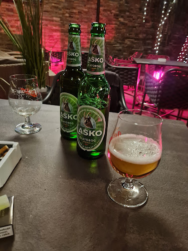 Zajček bar - Gastronomija in gostinstvo