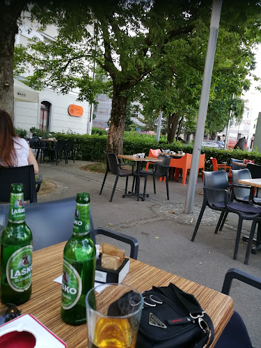 Trg zbora odposlancev 2, 1330 Kočevje