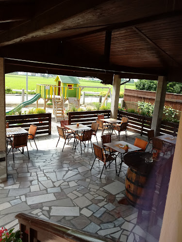 Opinii despre Gostilna Pri Slavki, S.P. Valentin Svetelj în Kamnik - Gastronomija in gostinstvo