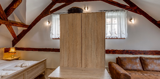 Hiša Linhart, Restaurant & Hotel - Gastronomija in gostinstvo