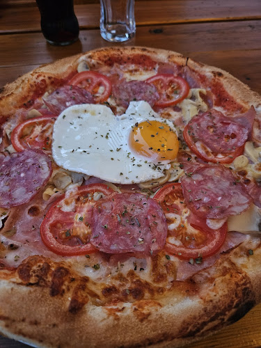 Picerija Pizzeria Kmetija - Gastronomija in gostinstvo