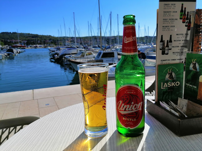 Opinii despre The Wall pub - Luka Vardić, s.p. în Izola - Gastronomija in gostinstvo