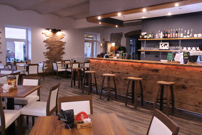 Opinii despre Kavarna Pivka în Pivka - Gastronomija in gostinstvo