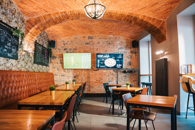 Rina Bistro | Beer, Burgers & Sport - Ljubljana