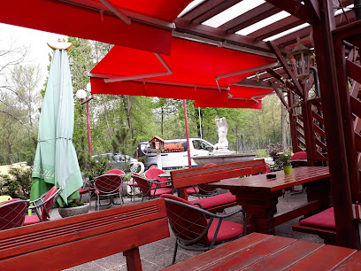 Okrepčevalnica bar fontana Julija Petek s.p.