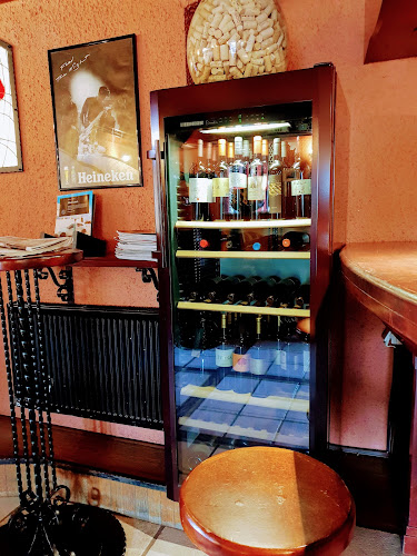 Comentarii opinii despre Kava bar "Fontana" podjetje za gostinstvo, trgovino in turizem d.o.o.