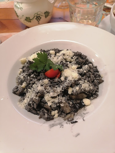 Gostilna PRI MARI - Gastronomija in gostinstvo