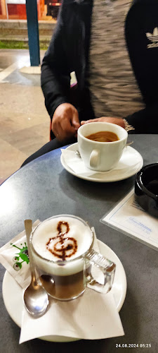 Trg Osvobodilne fronte 6-7, 1000 Ljubljana