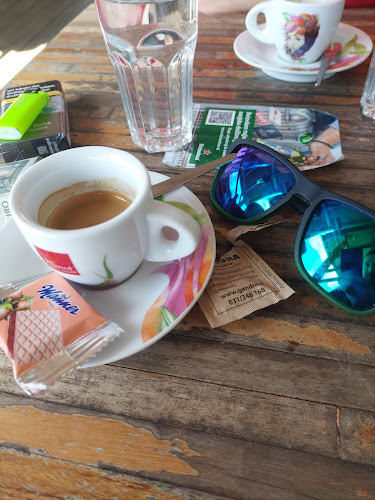 Raca bar - Gastronomija in gostinstvo