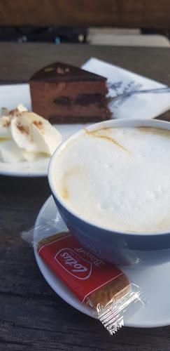 Zbiljska cesta 8, 1215 Medvode