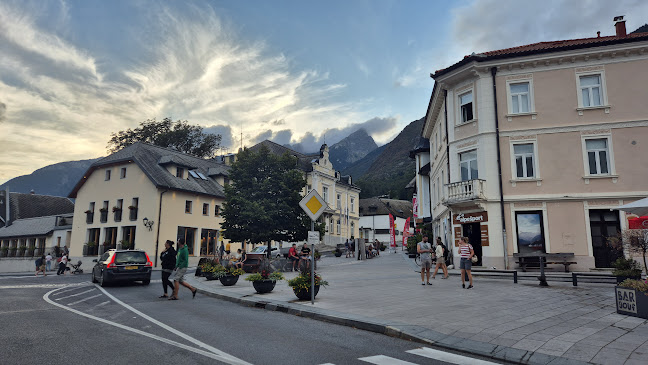 Trg golobarskih žrtev 1, 5230 Bovec