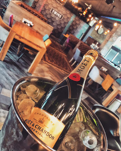 Twins restavracija - Celje