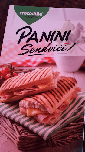 Comentarii opinii despre Mozart Cafe