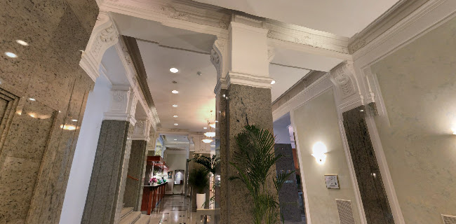 Miklošičeva cesta 1, 1000 Ljubljana