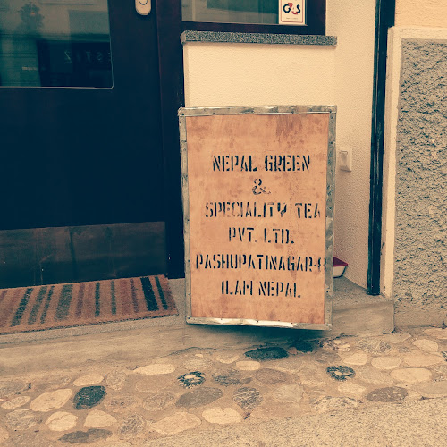 ČAJNA SOBA & KAVARNA KNJIŽNICA - Gastronomija in gostinstvo