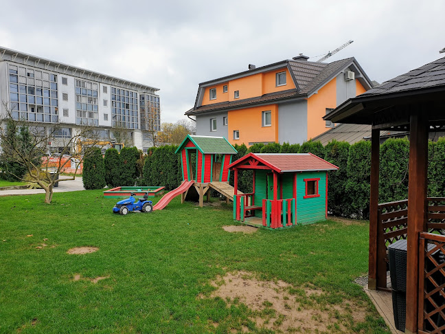 Comentarii opinii despre Dnevni bar Karantanija Mojca Bučar s.p.