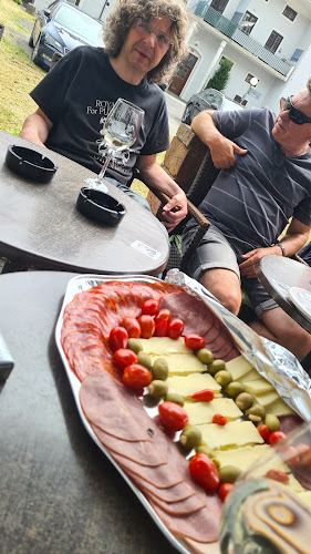 Opinii despre Bar Plato ( prodaja se na novo prenovljen v celoti ) în Maribor - Gastronomija in gostinstvo