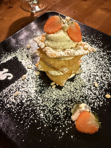 Gallusova ulica 2, 6330 Piran