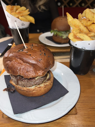 AS Aperitivo - Gastronomija in gostinstvo