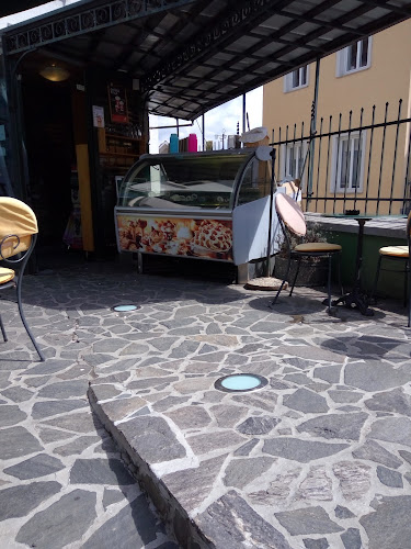 Kavarna Carniola - Gastronomija in gostinstvo