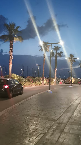 Pristaniška ulica 2, 6000 Koper