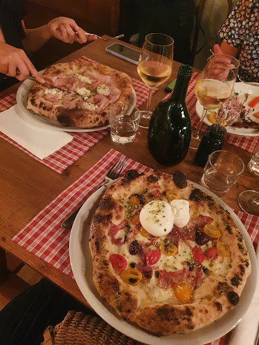 Gostilnica 5-6 kg - Gastronomija in gostinstvo