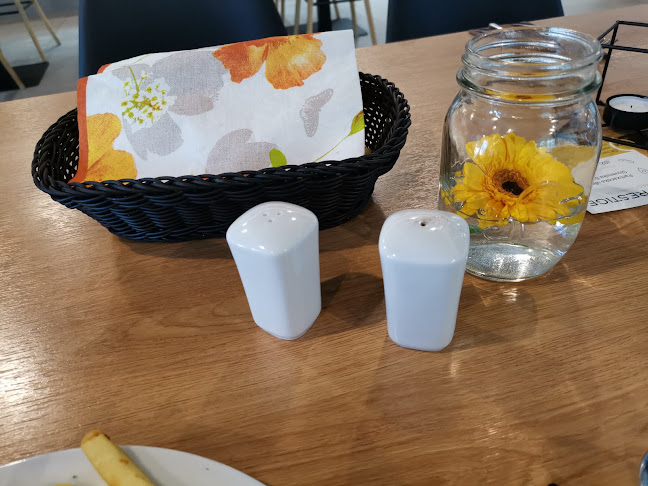 Restavracija Prestige - Gastronomija in gostinstvo