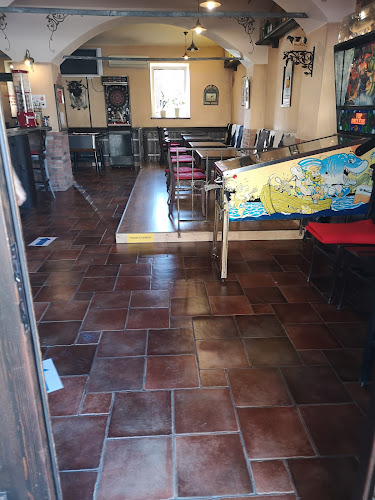 PUB PRI VESELEM BIKU, - Gastronomija in gostinstvo