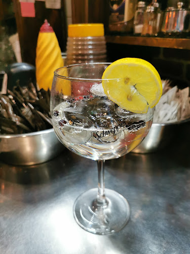 Lenti Pub Pintar P&B d.o.o - Gastronomija in gostinstvo