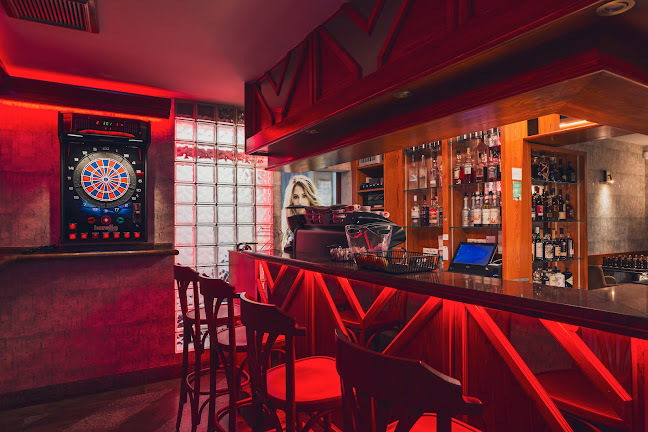 BLEF Pub & Apartments