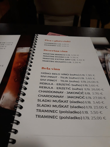 Cankarjeva cesta 12, 1000 Ljubljana