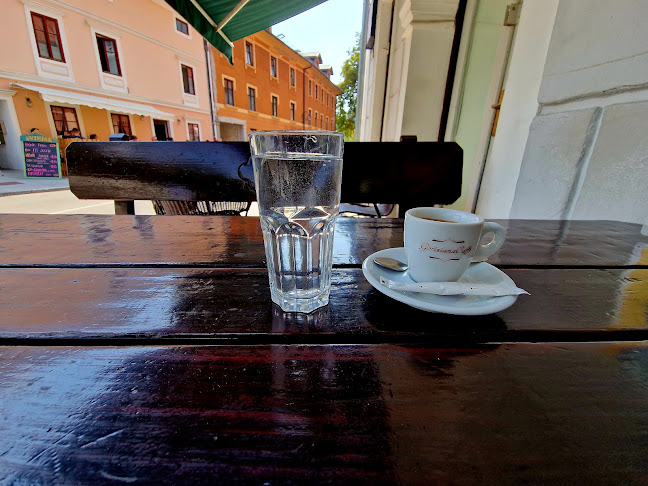 Slaščičarna Zekiri Alivebi s.p. - Gastronomija in gostinstvo