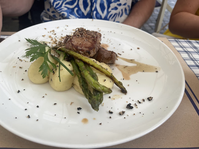 Julija - Gastronomija in gostinstvo