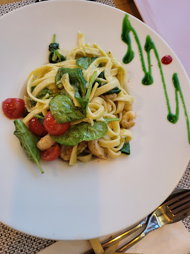 Opinii despre Atlantida în Koper - Gastronomija in gostinstvo