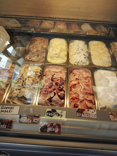 Comentarii opinii despre TILI BAR - DAUTI & Co. d.n.o. Ljubljana