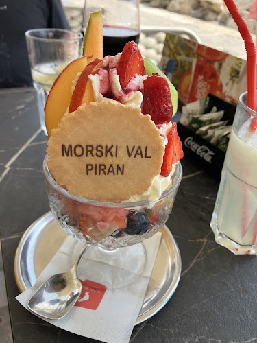 Opinii despre Morski val în Piran - Gastronomija in gostinstvo