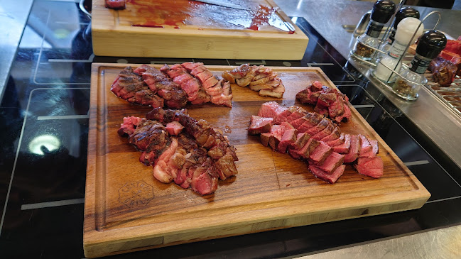 Opinii despre Dvor Jezeršek Brnik în Cerklje na Gorenjskem - Gastronomija in gostinstvo