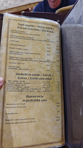 Okrepčevalnica in pizzerija Malibu Kapca