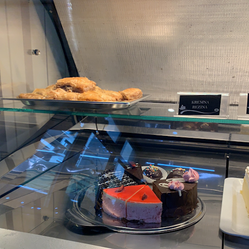 TILI BAR - DAUTI & Co. d.n.o. Ljubljana