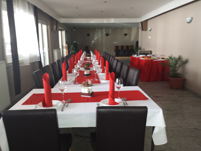 Restavracija Trije ribniki - Gastronomija in gostinstvo