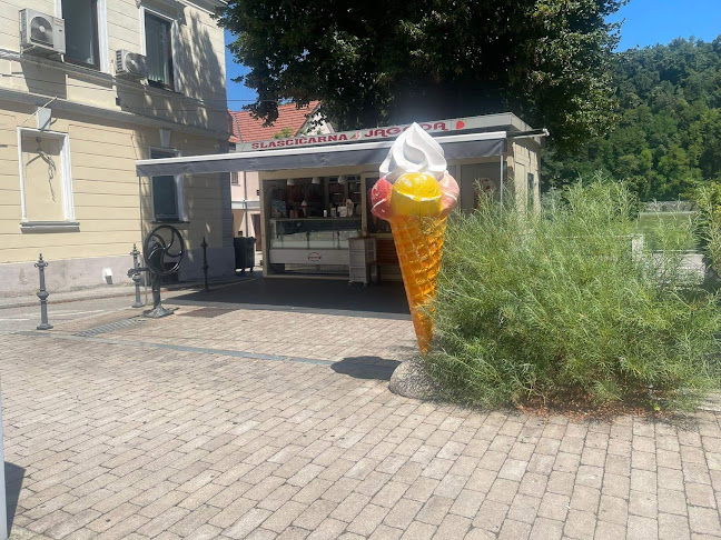 Opinii despre Slaščičarna "Jagoda" Gzim Kahrimani s.p. în Krško - Gastronomija in gostinstvo