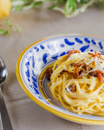 Titov trg 1, 6230 Postojna