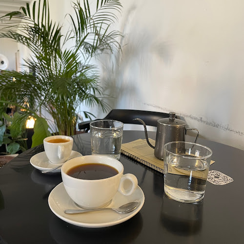 Opinii despre Kavarna Moderna în Ljubljana - Gastronomija in gostinstvo