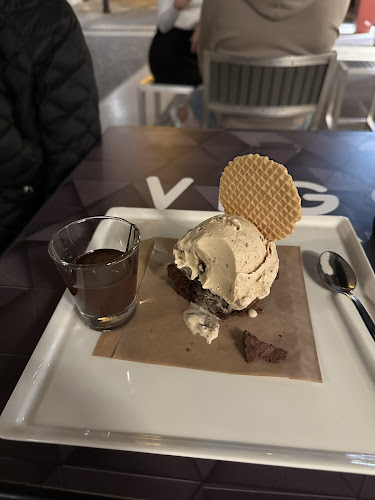 Mačkova ulica 2, 1000 Ljubljana