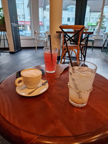 Kardeljeva cesta 85, 2000 Maribor