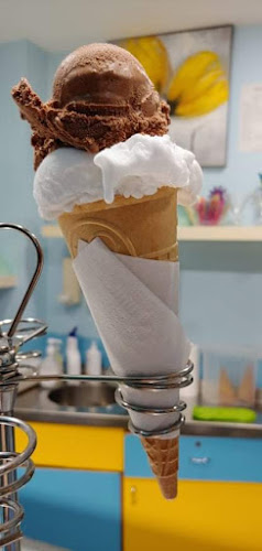 Sladoledarna Balonček (Gelateria, Ice Cream Shop) - Gastronomija in gostinstvo