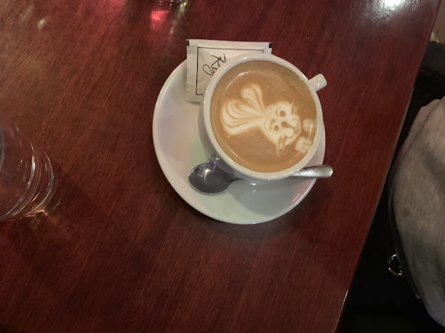 Opinii despre Pelikan Pub în Ljubljana - Gastronomija in gostinstvo