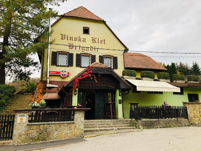 Brigadir Coffee & Club