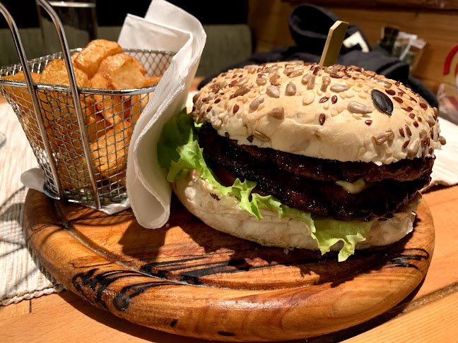 Pohorska ulica 60, 2000 Maribor